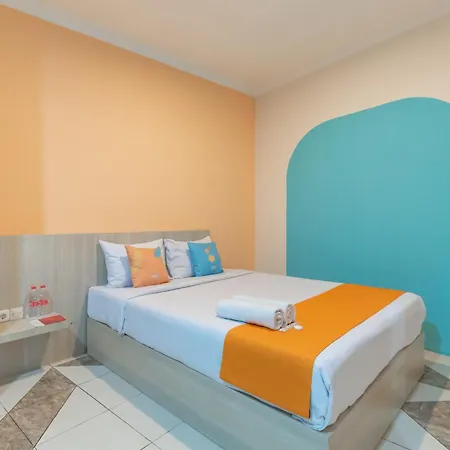 Sans Hotel Skyland Pasteur Bandung